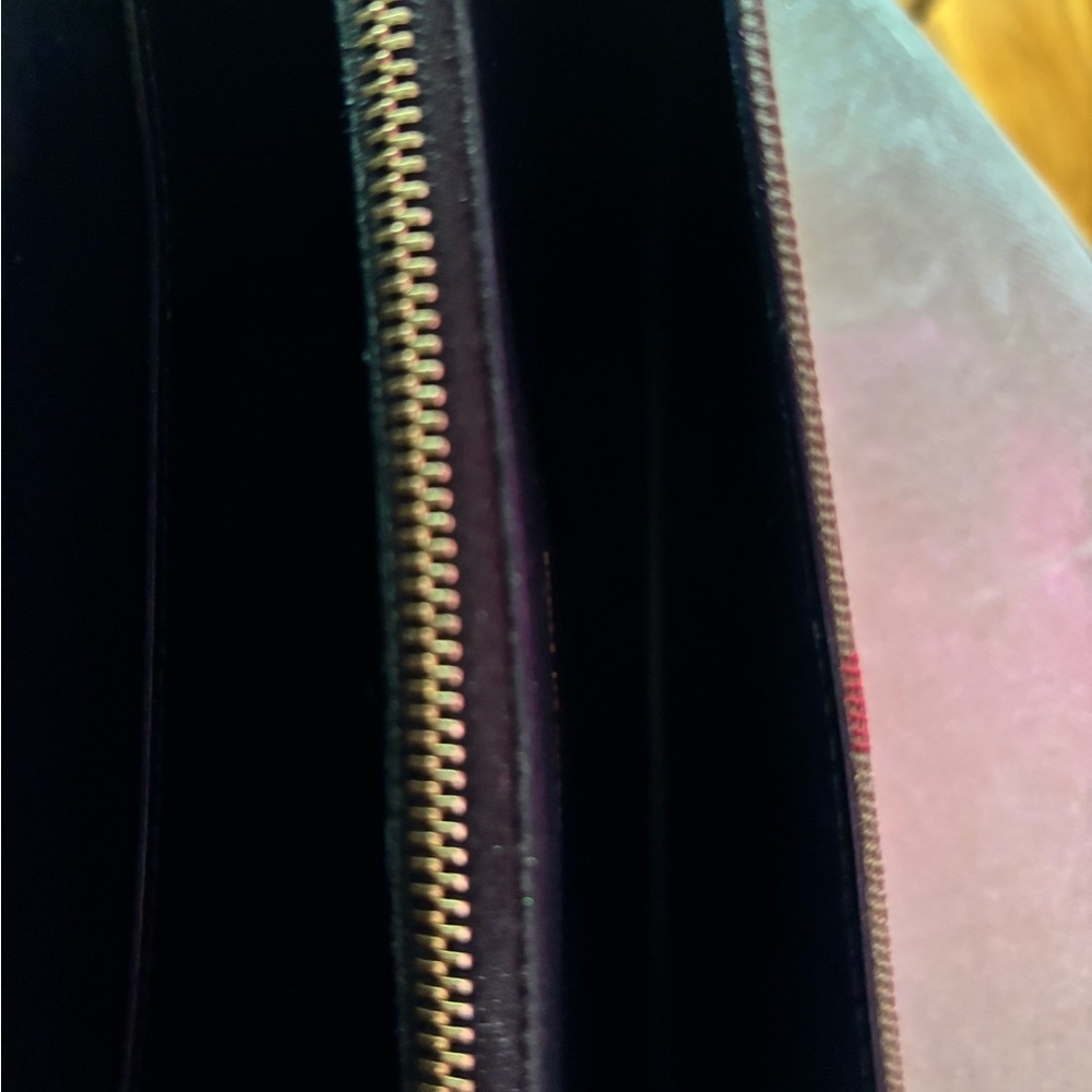 Classic Burberry, Black and Burgundy Checkered shoulder bag - Picture 16 of 16